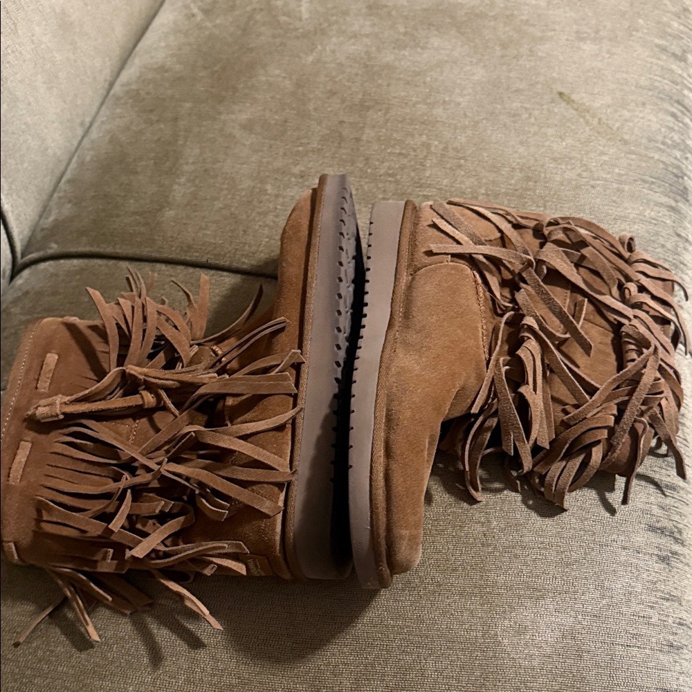 Kookaburra Fringed Tan Women's Boots - Picture 4 of 6